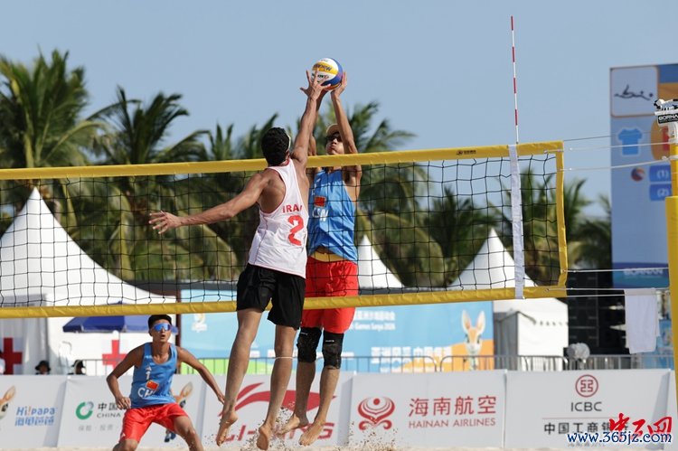 3 3